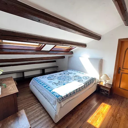 Attic Lagoon View Apartamento